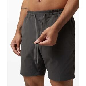 Lululemon Bowline Short 8" Ripstop in Graphite Grey MENS MEDIUM